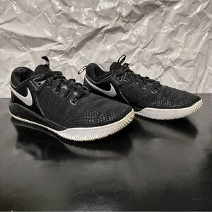 Nike Zoom HyperAce 2 Women's Black / White Volleyball Shoes Size 9M